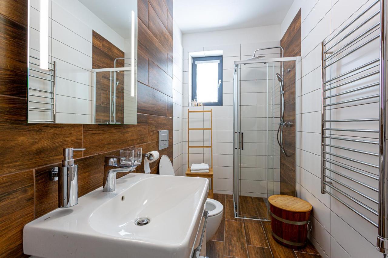 Ski Chalet Klinovec Loučná pod Klínovcem Exteriör bild