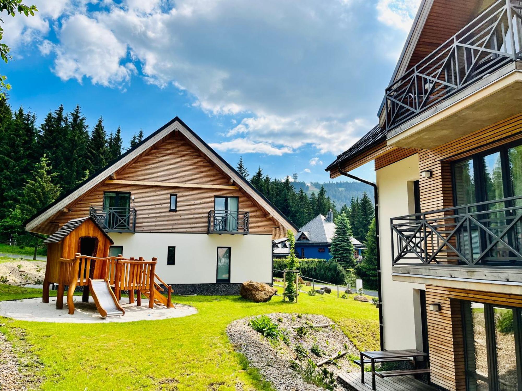 Ski Chalet Klinovec Loučná pod Klínovcem Exteriör bild